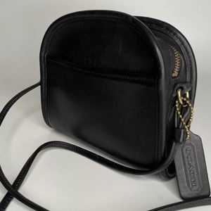 Vintage Coach black leather Abbie 9017 crossbody bag